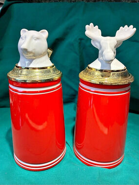 2015 Holiday Threshold steins Red & White Moose & Bear Steins Pair
